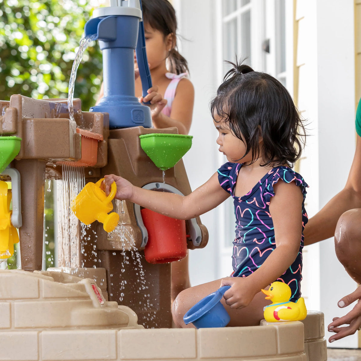 Pump & Splash Discovery Pond Water Table J566074