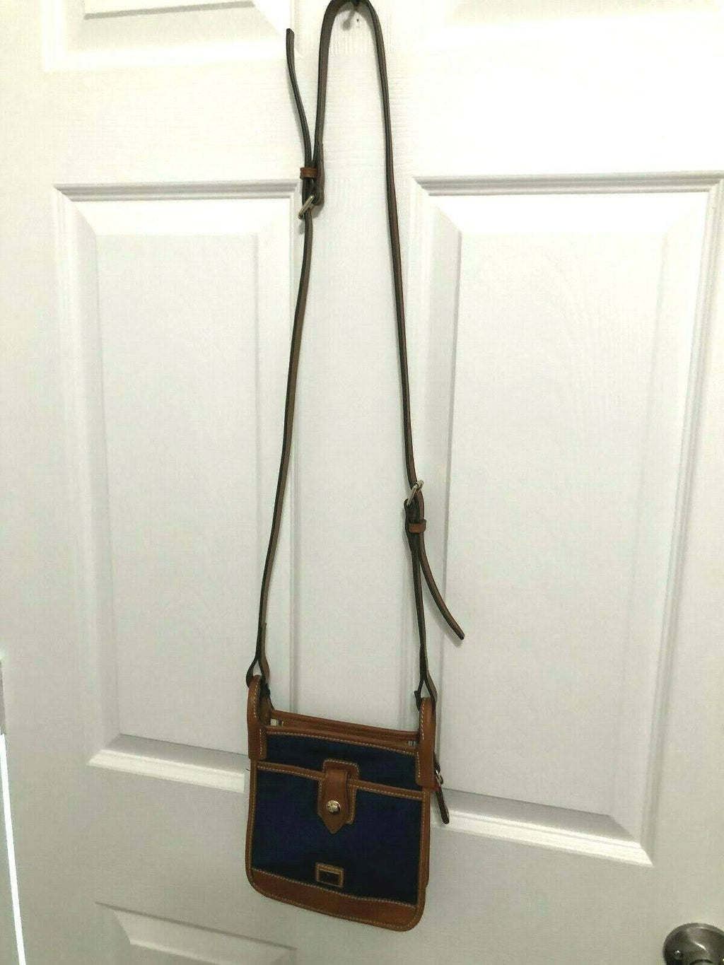 Nylon Crossbody Q750