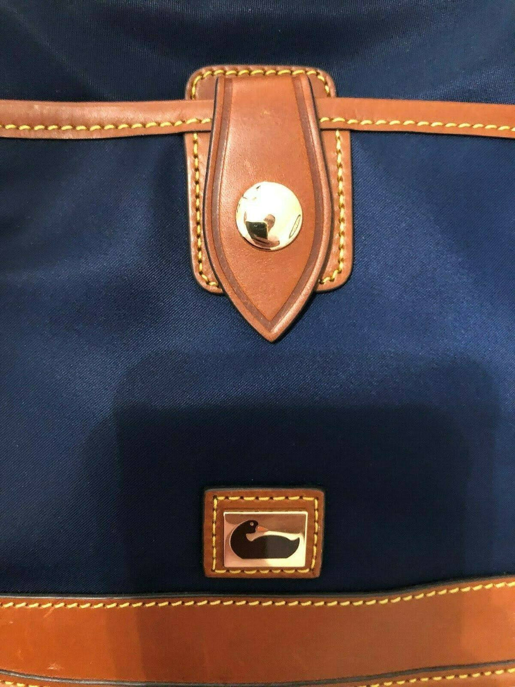 Nylon Crossbody Q750