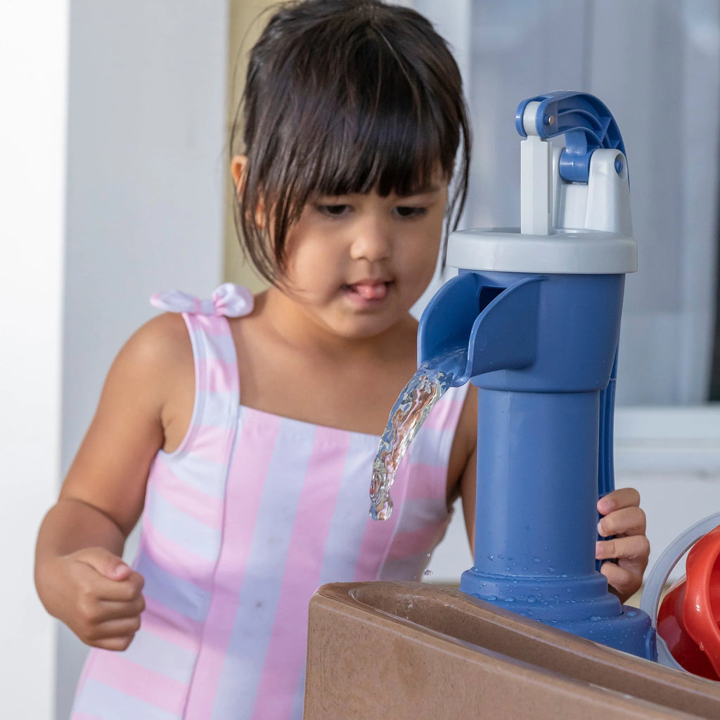 Pump & Splash Discovery Pond Water Table J566074