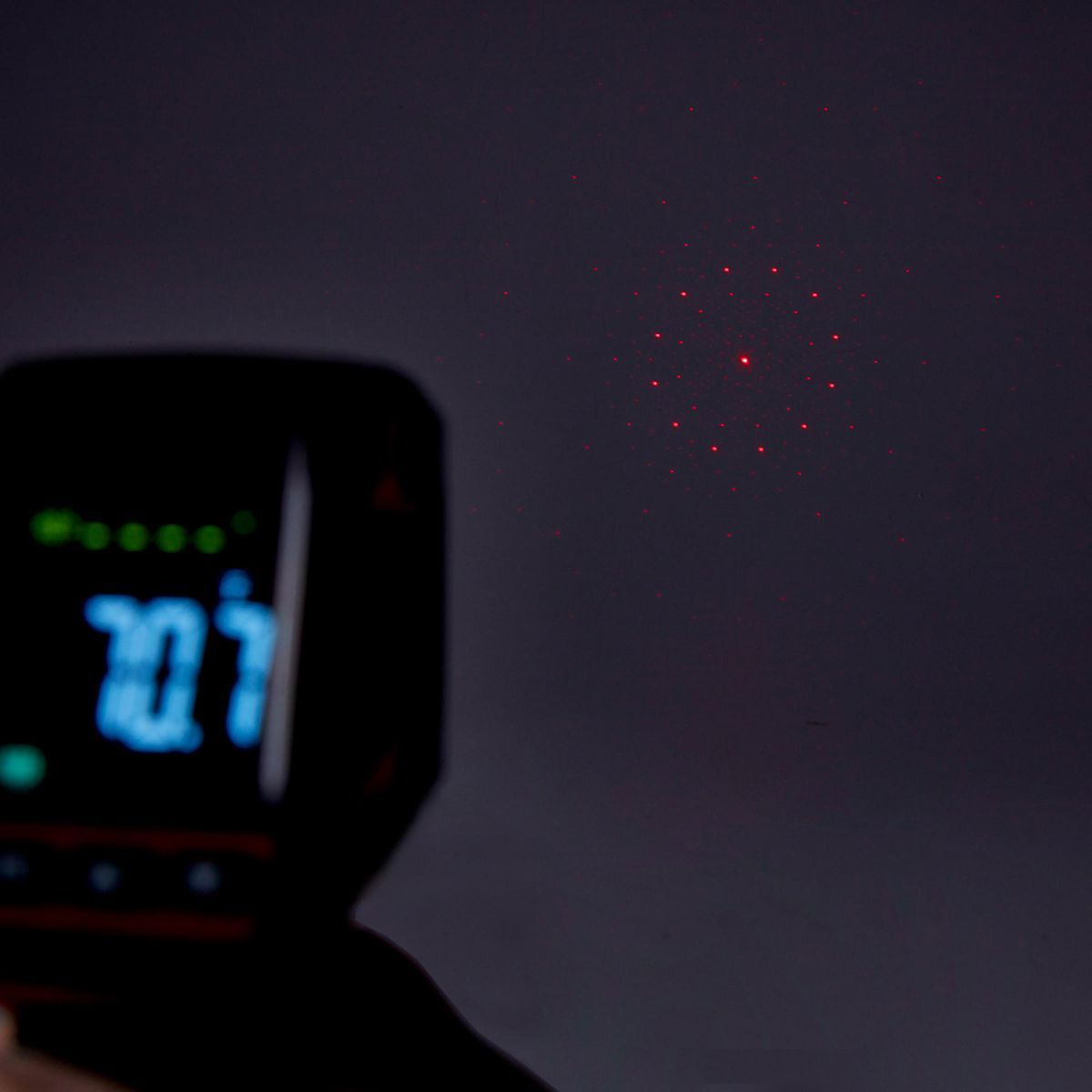 Infrared Laser Thermometer with Color Alarms H450170
