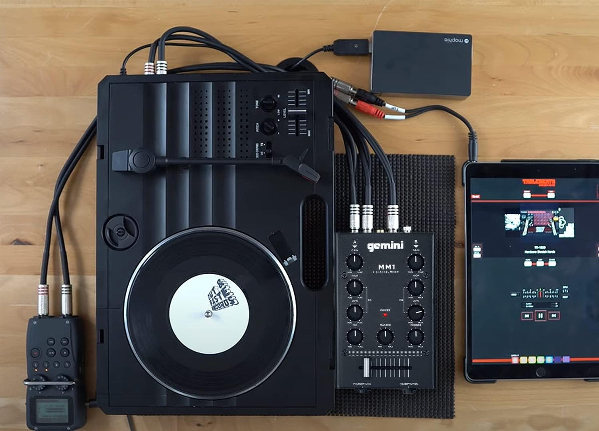 2-Channel DJ Podcast Mixer with Cross-Fader C5133