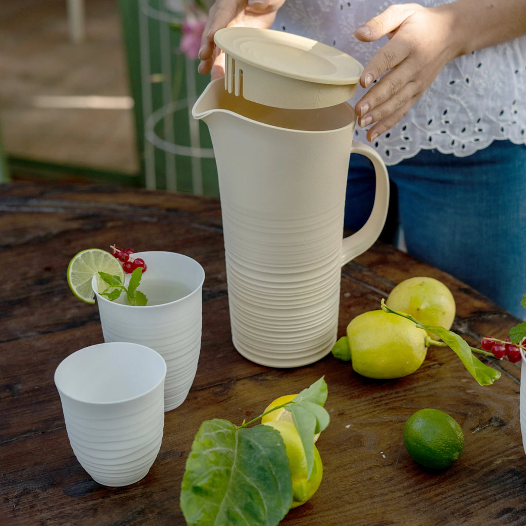 Clay Pitcher With Lid V72649