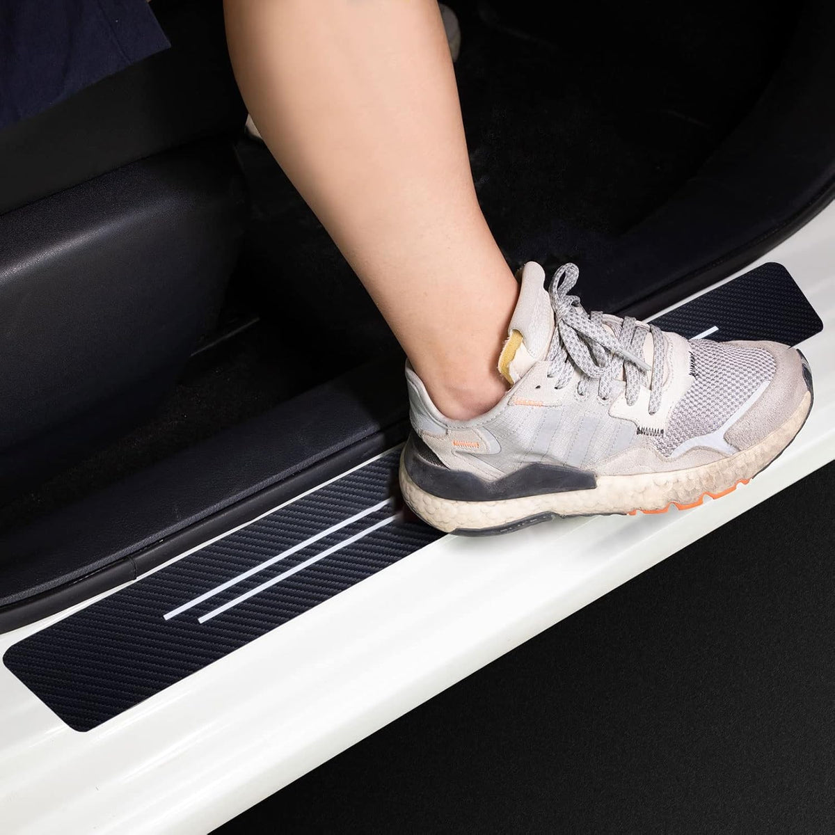 Carbon Fiber Textured Leather Car Door Sill Protection Anti-Scratch Strip 4 Pieces Set L471