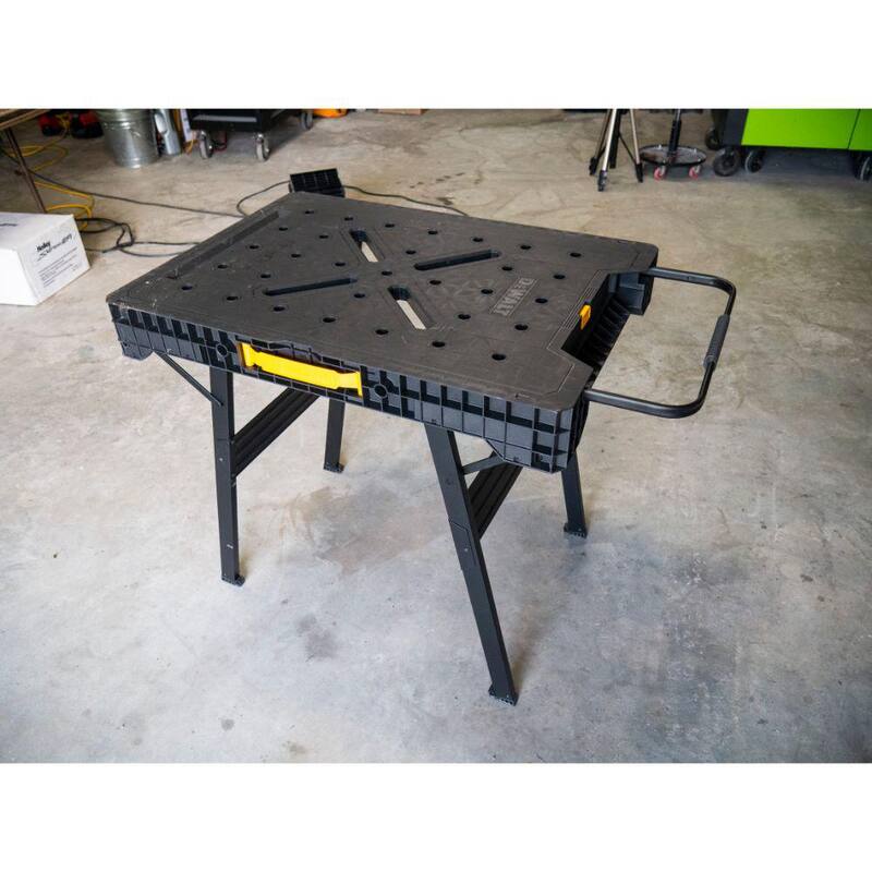 Plastic Folding Sawhorse Workbench Q738