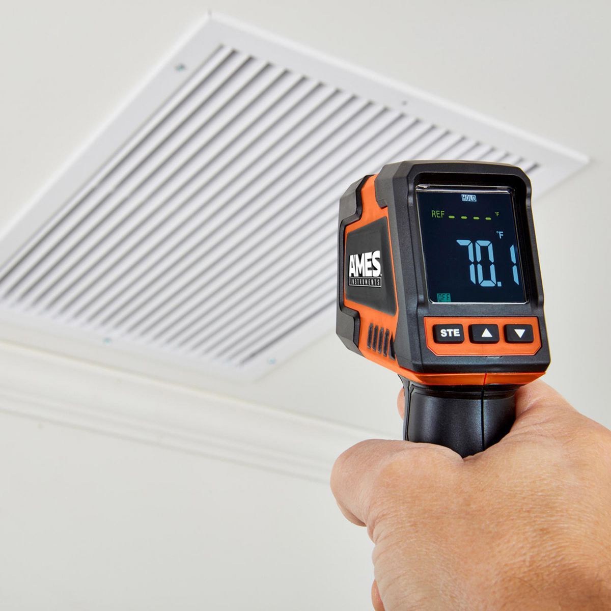 Infrared Laser Thermometer with Color Alarms H450170